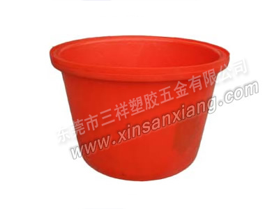 化工桶M型<br>材料（liào）：進口PE塑膠原料（liào） 良好的衛生性和耐腐蝕（shí）性